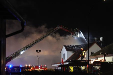 Der Brand in Wächtersbach hatte wegen seines vermeintlich rechtsextremistischen Hintergrunds für überregionales Aufsehen gesorgt. Tatsächlich wollte der pakistanische Brandstifter die Ermittler laut Urteil mit aufgesprühten rassistischen Parolen auf die falsche Fährte lenken. (Archivfoto)