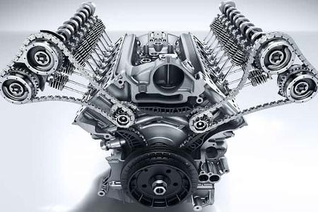 Mercedes-AMG C 63, Kurbelgehäuse, AMG 4,0-Liter V8-Biturbomotor, Motorbaureihe M177