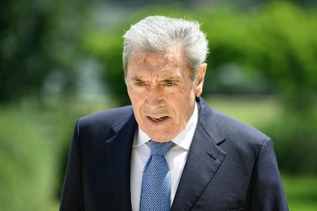Rad-Ikone Merckx aus Krankenhaus entlassen Rad-Ikone Merckx aus Krankenhaus entlassen