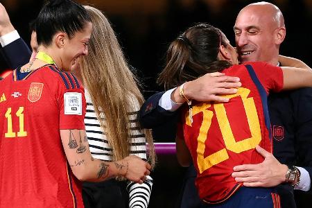 Engländerin Toone: Kuss-Skandal eine Motivation für Spanien