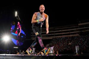 "Entweder haben sie eine Affäre, oder sie sind einfach sehr schüchtern", kommentierte Frontmann Chris Martin die Szene. (Archivbild)
