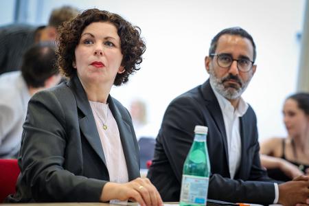 Amira Mohamed Ali und Amid Rabieh nehmen am Gründungskongress teil.