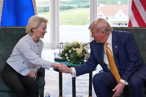 Die USA und die EU haben sich auf eine Grundsatzvereinbarung im Zollstreit geeinigt. 