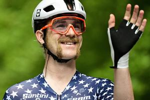 Ein "Ja" in Paris: Simmons geht nach Tour-Finale auf die Knie
