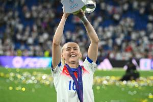 "Emotionale Momente": Kelly nach EM-Triumph gerührt